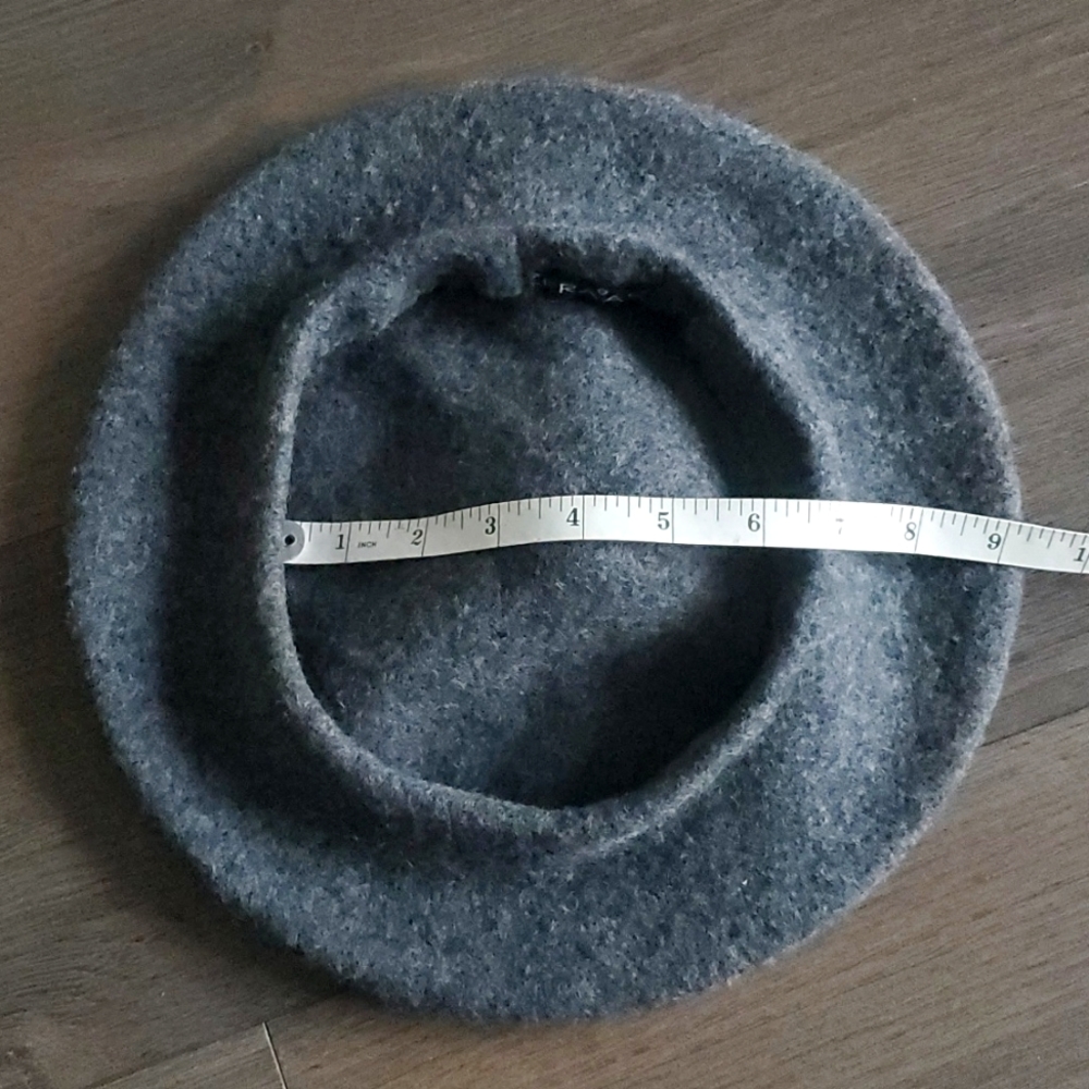π 2X HOST PICK π Fraas French Style Fur Pom Pom Beret - Picture 6 of 8